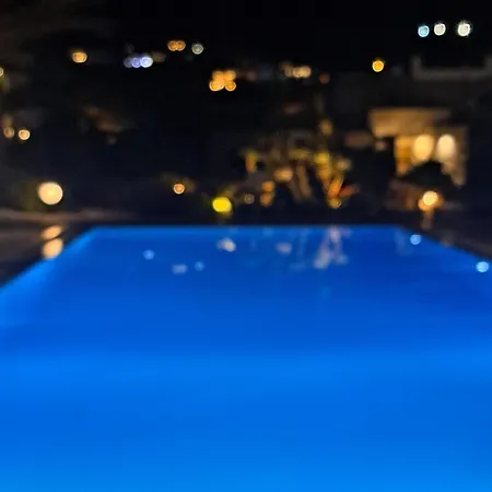 Ariadne Pool At