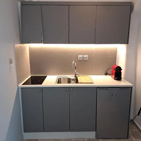 Ariadne Pool At Apartment *