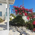 Ariadne Pool At Διαμέρισμα *