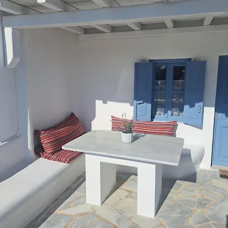 Ariadne Pool At 아파트